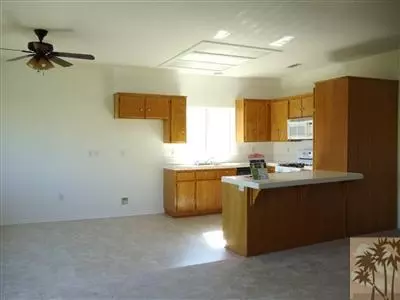 1749 Date St, Beaumont, CA 92223 photo 2