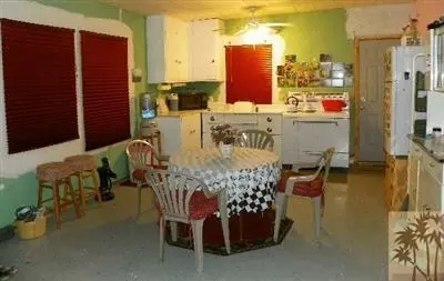 8140 Paradise Vw, Yucca Valley, CA 92284 photo 3