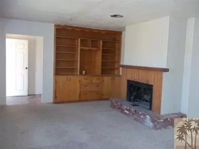 950 E Chanslor Way, Blythe, CA 92225 photo 2