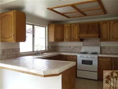 39950 Bing Pl, Cherry Valley, CA 92223 photo 4