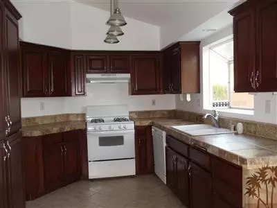 80869 Boulder Dr, Indio, CA 92201 photo 2