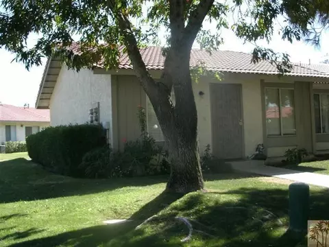 48229 Garbo Dr, Indio, CA 92201 photo 2