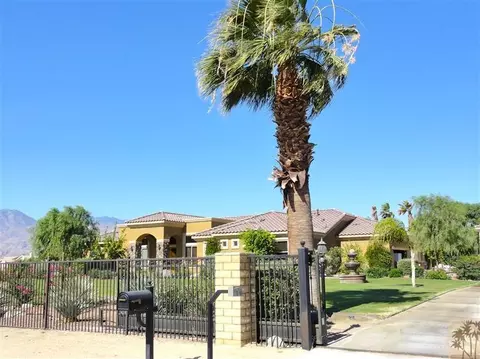 49231 Braley Ct, Indio, CA 92201 photo 2