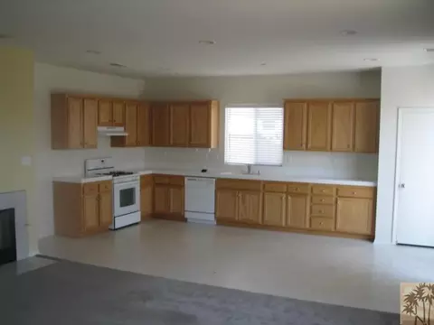 3670 Sorksbill Dr, Hemet, CA 92545 photo 3