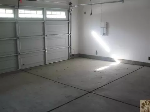 49739 Wayne St, Indio, CA 92201 photo 6