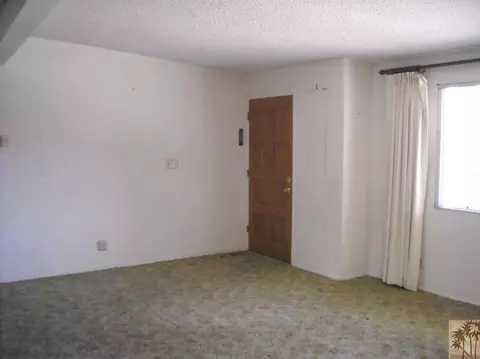 4975 Redding Dr, Yucca Valley, CA 92284 photo 8