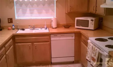 48916 Eisenhower Dr, Indio, CA 92201 photo 9