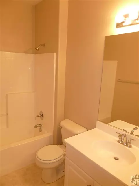 13259 Mammoth St, Hesperia, CA 92344 photo 13