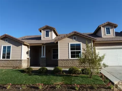 13259 Mammoth St, Hesperia, CA 92344 photo 1