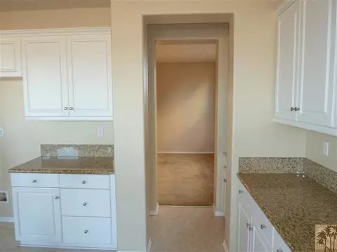 13259 Mammoth St, Hesperia, CA 92344 photo 16