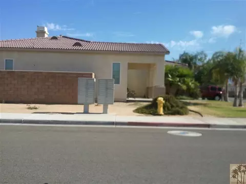 43022 Shasta Pl, Indio, CA 92201 photo 2
