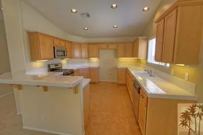 30524 Robert Rd, Thousand Palms, CA 92276 photo 10
