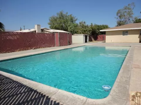 43811 Oasis St, Indio, CA 92201 photo 1