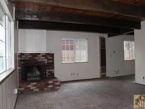 333 Grenfall Ln, Big Bear City, CA 92314 photo 2