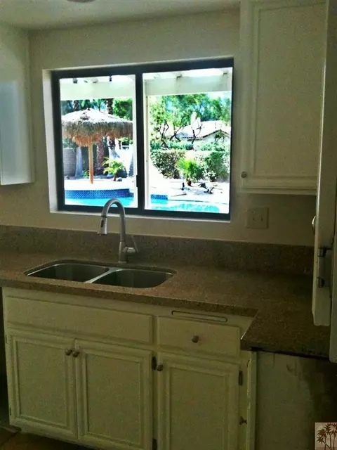 49005 Tango Ct, La Quinta, CA 92253 photo 7