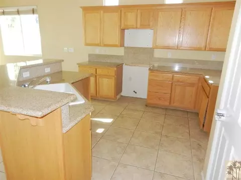 49599 Wayne St, Indio, CA 92201 photo 5
