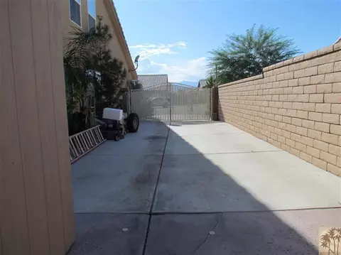 41338 Endicott Ct, Indio, CA 92203 photo 18