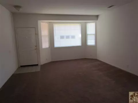 47692 Phoenix St, Indio, CA 92201 photo 2