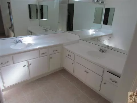 47692 Phoenix St, Indio, CA 92201 photo 8