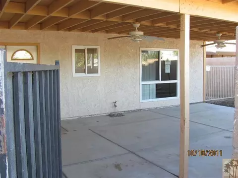 82117 Mountain View Ave, Indio, CA 92201 photo 2