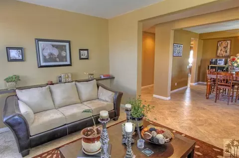 37696 Worcester St, Indio, CA 92203 photo 4