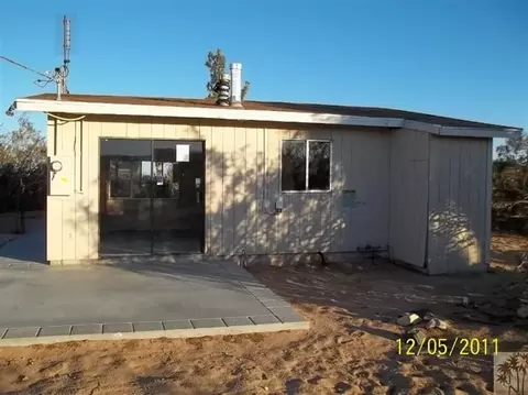 555 Polands Way, Landers, CA 92285 photo 12