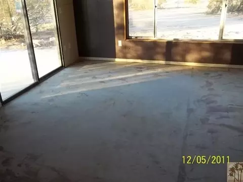 555 Polands Way, Landers, CA 92285 photo 6
