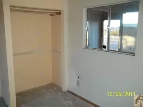 555 Polands Way, Landers, CA 92285 photo 2