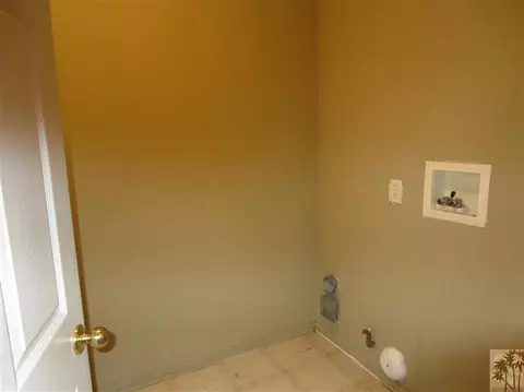 37901 Edinburgh St, Indio, CA 92203 photo 9