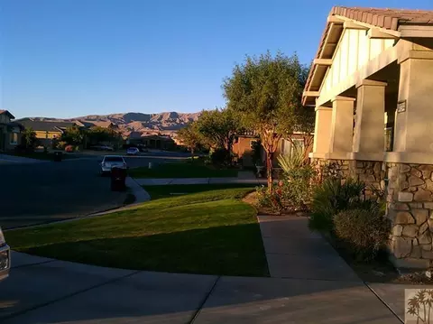 41244 Dover Ct, Indio, CA 92203 photo 2