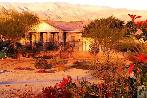 41244 Dover Ct, Indio, CA 92203 photo 3