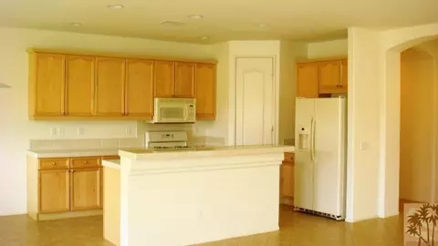44407 Avenida Suarez, Indio, CA 92201 photo 4