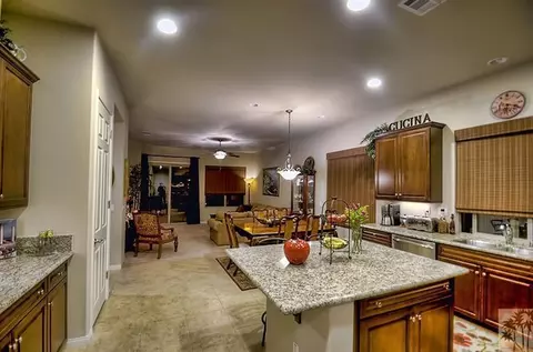 39888 Corte De Moda, Indio, CA 92203 photo 2