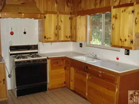 470 Iris Dr, Twin Peaks, CA 92391 photo 15