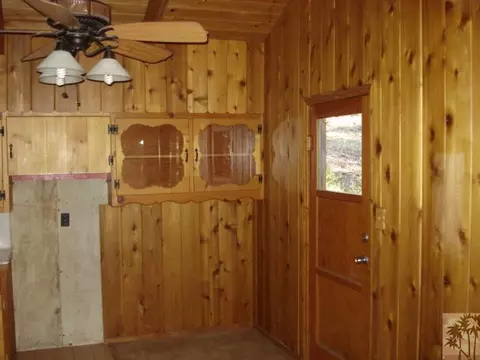 470 Iris Dr, Twin Peaks, CA 92391 photo 13