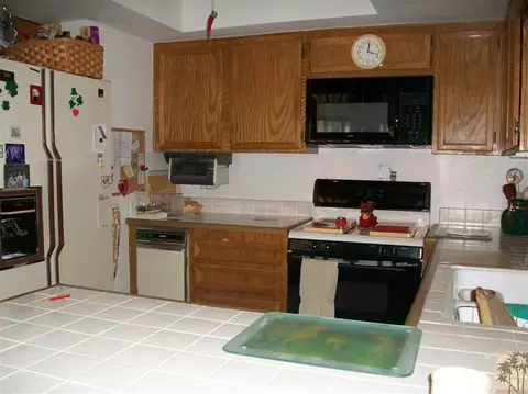 49228 Wayne St, Indio, CA 92201 photo 8