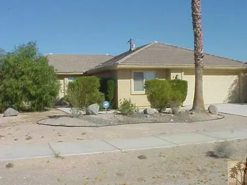 2861 Treadwell Blvd N, Salton City, CA 92275 photo 2