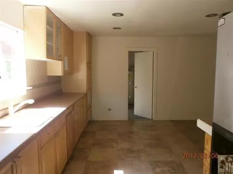 1216 Sterling, Calexico, CA 92231 photo 8
