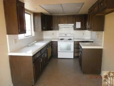 2028 Woodside Dr, El Centro, CA 92243 photo 5