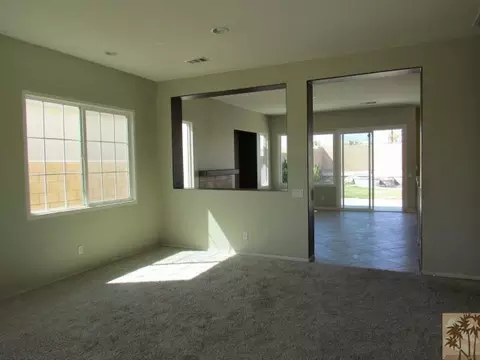 43743 Sunkist Ct, Indio, CA 92201 photo 2