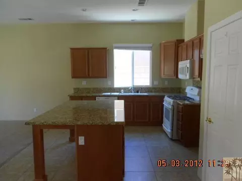 84096 Olona Ct, Indio, CA 92203 photo 2