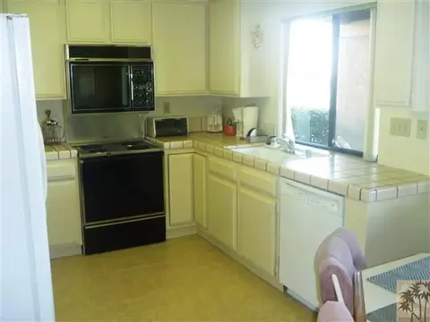 22 Maximo Way, Palm Desert, CA 92260 photo 10