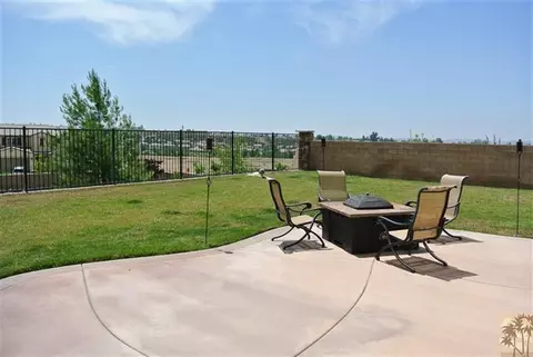 11677 Territory Rd, Yucaipa, CA 92399 photo 2
