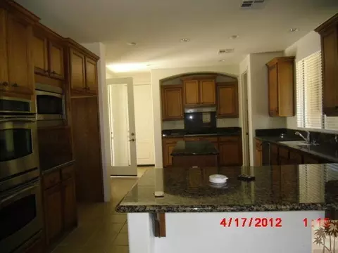 48583 Pear St, Indio, CA 92201 photo 6