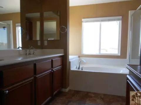 11256 Shore Ct, Beaumont, CA 92223 photo 8