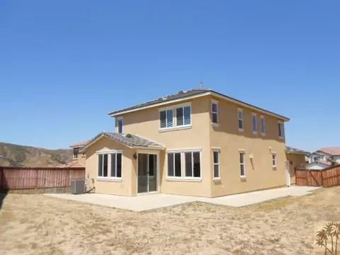 11256 Shore Ct, Beaumont, CA 92223 photo 9
