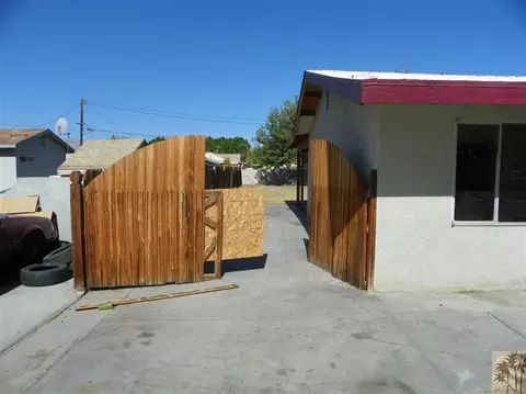 43740 W Circle Dr, Indio, CA 92201 photo 3