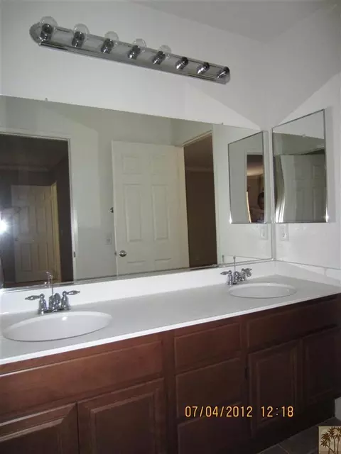 41097 Manchester St, Indio, CA 92203 photo 17