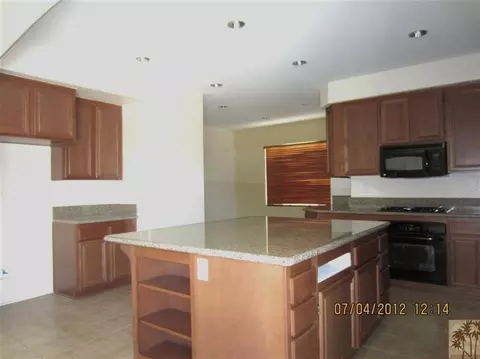 41097 Manchester St, Indio, CA 92203 photo 5