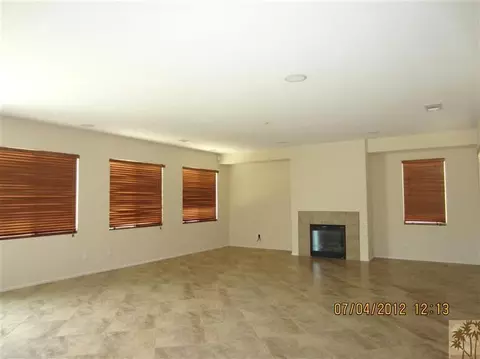 41097 Manchester St, Indio, CA 92203 photo 3